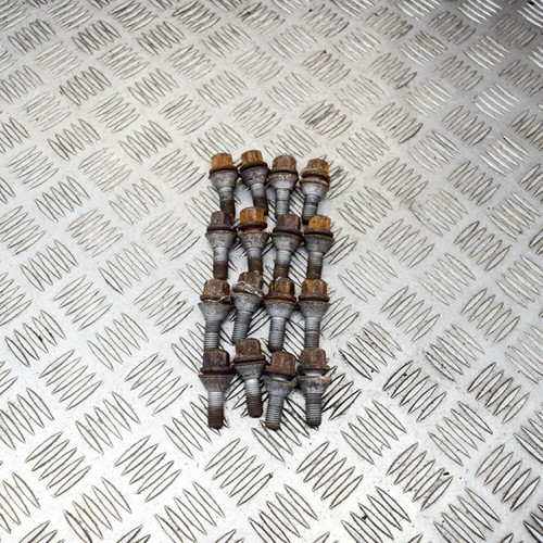 Saab ys3f wheel screws - 9-3,